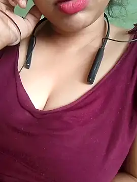 Snapshot of Parya_109 chatting on November 2025 06:03:01 AM Parya 109 online show from November 2025 06:03:01 AM