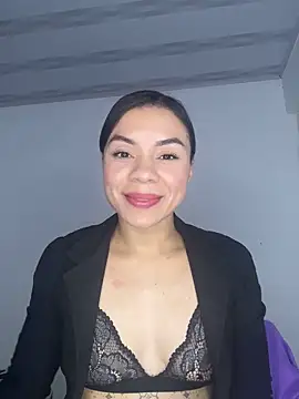 Crystal 555 online show from October 2025 06:23:02 AM