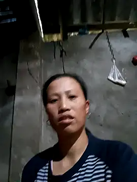 jerry-xx online show from November 2025 01:48:02 AM