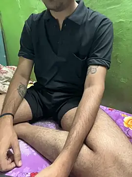 Snapshot of foxythebold chatting on October 2025 05:24:02 PM foxythebold online show from October 2025 05:24:02 PM