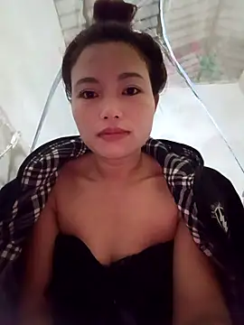 Snapshot of Rabbit-small chatting on October 2025 06:39:02 PM Rabbit-small online show from October 2025 06:39:02 PM