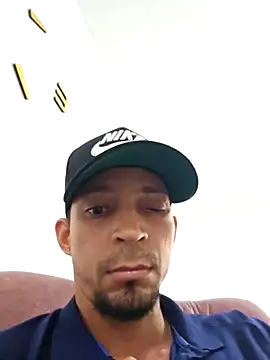 Snapshot of Racso100 chatting on October 2025 03:13:01 PM Racso100 online show from October 2025 03:13:01 PM