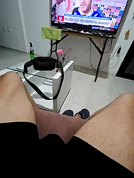 Snapshot of Racso100 chatting on December 2025 10:09:01 AM Racso100 online show from December 2025 10:09:01 AM