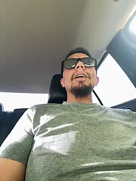 Snapshot of Steven-1989 chatting on November 2025 10:30:02 PM Steven-1989 online show from November 2025 10:30:02 PM