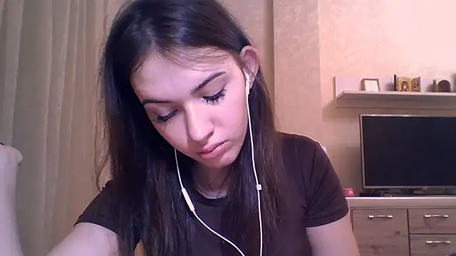 CeyaLier online show from November 2025 05:12:01 PM