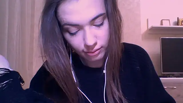 CeyaLier online show from December 2025 05:28:02 PM