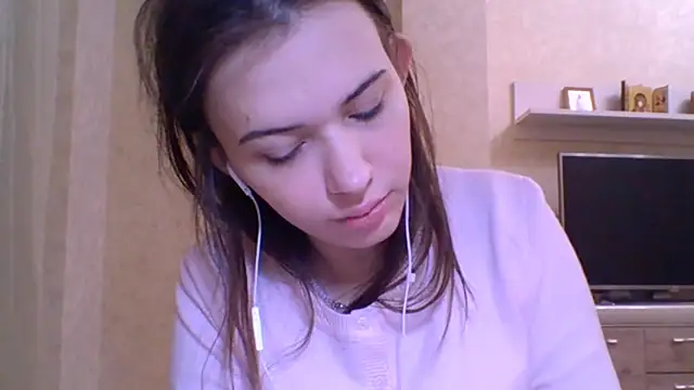 CeyaLier online show from December 2025 05:30:01 PM