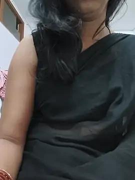 Snapshot of Janu-hasena chatting on June 2026 01:43:02 AM Janu-hasena online show from June 2026 01:43:02 AM