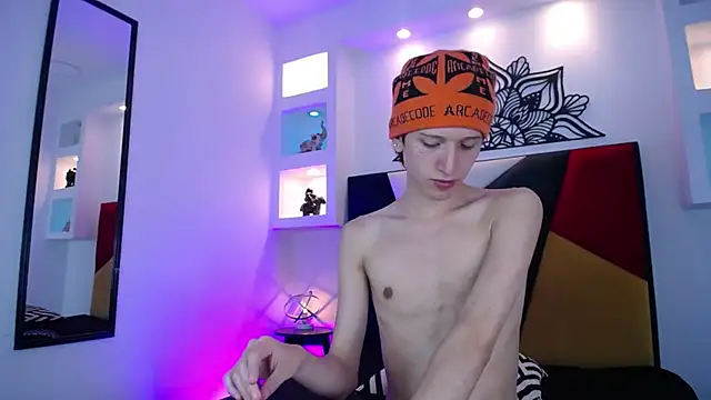 Snapshot of Emo_Boy_ chatting on January 2026 08:41:01 AM Emo Boy online show from January 2026 08:41:01 AM