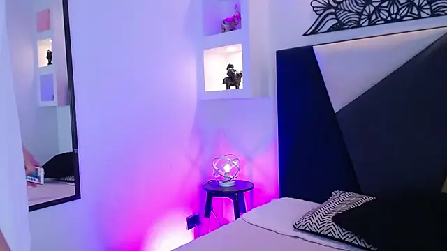 Snapshot of Emo_Boy_ chatting on February 2026 08:07:02 PM Emo Boy online show from February 2026 08:07:02 PM