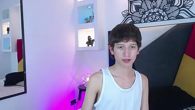 Snapshot of Emo_Boy_ chatting on February 2026 03:26:01 AM Emo Boy online show from February 2026 03:26:01 AM