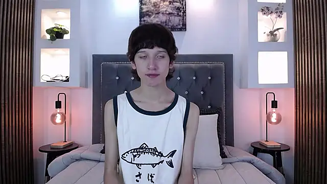 Emo Boy  online show from March 2026 08:06:02 PM