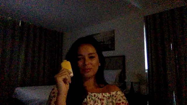 Snapshot of Fayronna chatting on February 2026 09:45:02 AM Fayronna online show from February 2026 09:45:02 AM