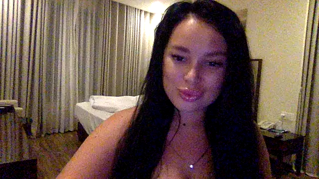 Snapshot of Fayronna chatting on February 2026 05:20:01 PM Fayronna online show from February 2026 05:20:01 PM