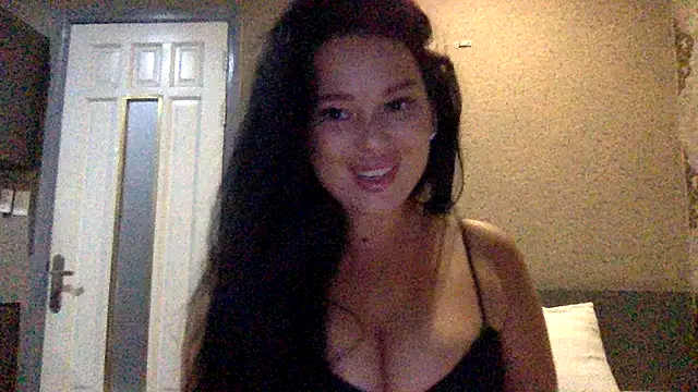 Snapshot of Fayronna chatting on March 2026 07:11:01 PM Fayronna online show from March 2026 07:11:01 PM