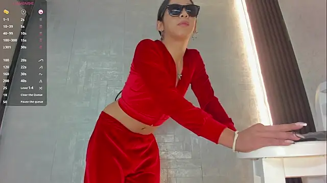 Alisson Steelersexy online show from May 2026 08:15:01 PM