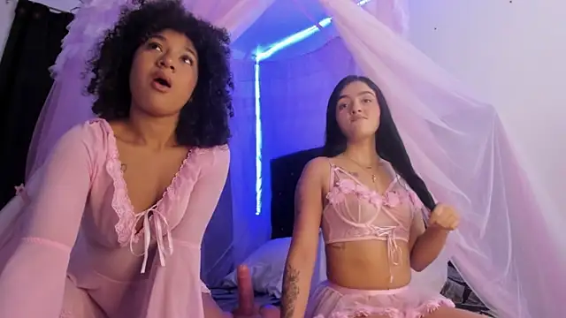 Snapshot of ailen_aria chatting on October 2025 03:22:02 PM ailen aria online show from October 2025 03:22:02 PM