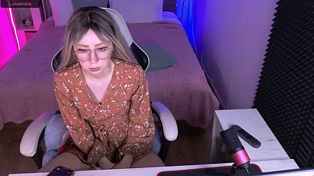 sofiisun online show from October 2025 07:50:01 AM