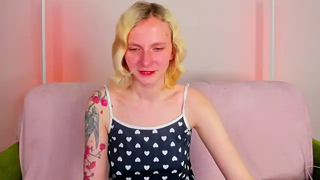 LikiLips online show from May 2026 10:50:03 PM