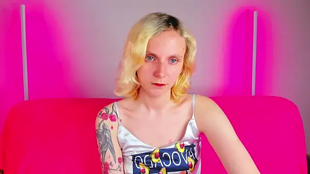 LikiLips online show from May 2026 01:01:01 AM