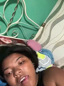 Nicole2425 online show from May 2026 08:50:02 PM