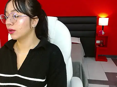 Rosee20  online show from October 2025 04:07:02 AM