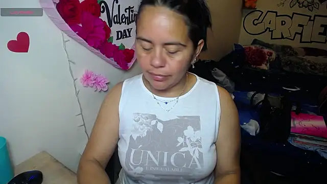 Miss  kendra  online show from April 2026 11:36:02 PM
