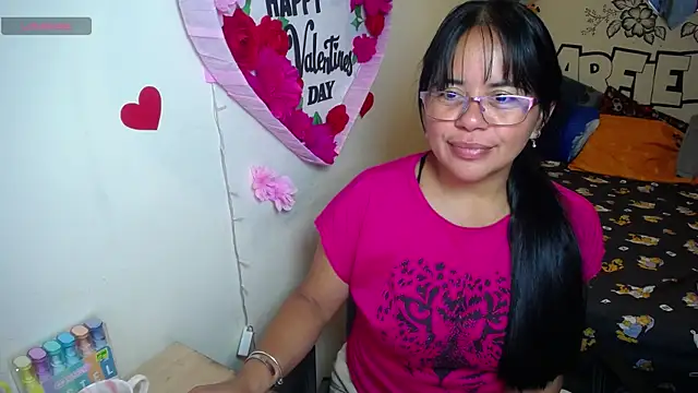 Miss  kendra  online show from May 2026 11:39:02 AM