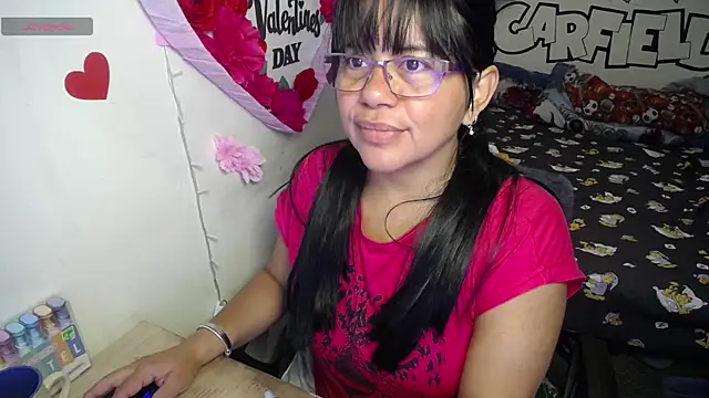 Miss  kendra  online show from May 2026 11:28:01 AM