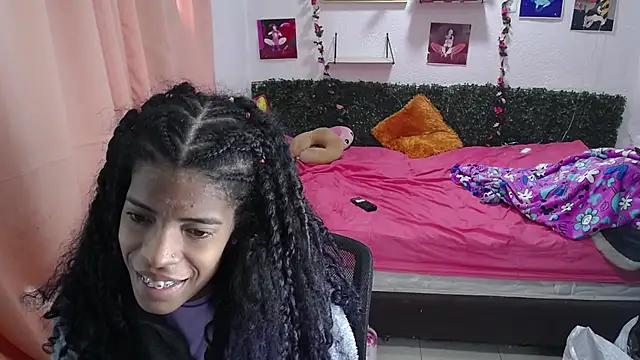thianahorny online show from May 2026 12:57:01 PM