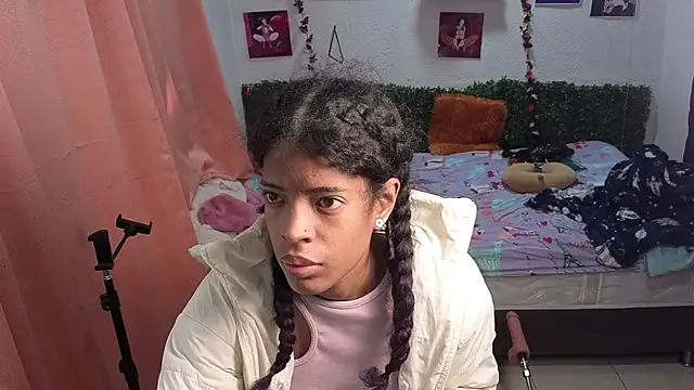 thianahorny online show from July 2026 01:41:02 PM