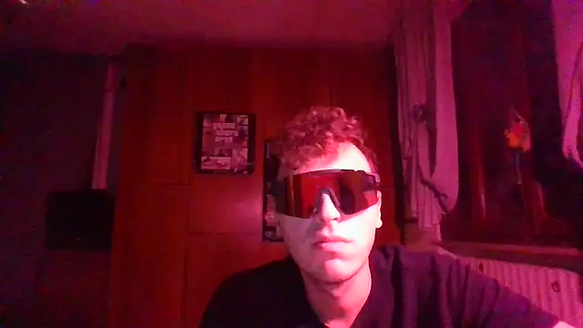 Kaeell online show from October 2025 03:20:01 AM