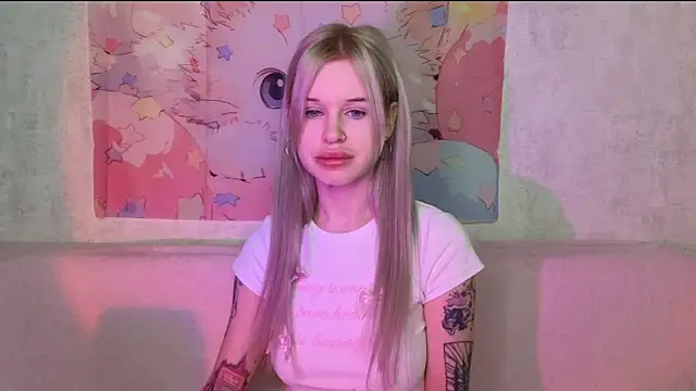 HoneyGold  online show from November 2025 04:16:01 AM