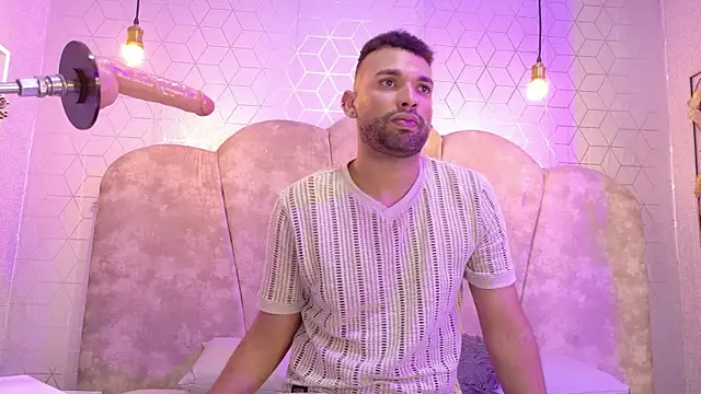 Snapshot of onlymen2025 chatting on October 2025 07:49:02 PM onlymen2025 online show from October 2025 07:49:02 PM