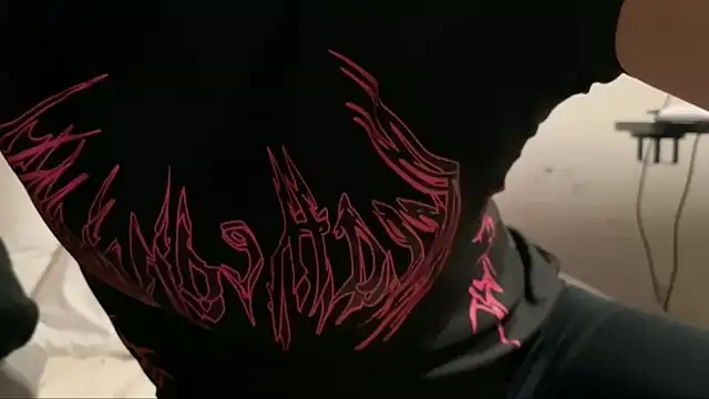 Snapshot of Skol_100802 chatting on October 2025 03:29:02 AM Skol 100802 online show from October 2025 03:29:02 AM