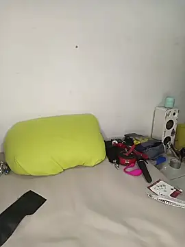 Lucy colee online show from November 2025 04:51:01 PM