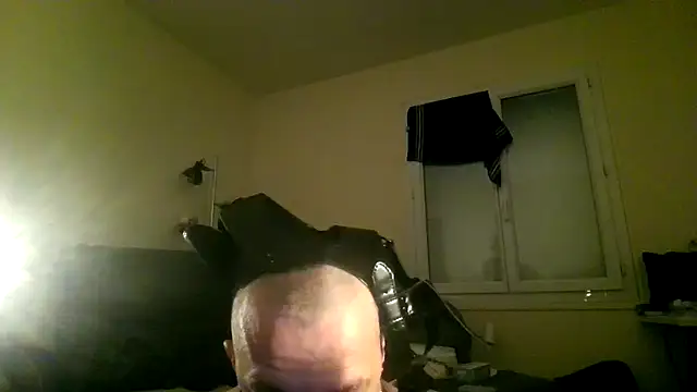 Nyctalopie8579 online show from March 2026 06:02:02 AM