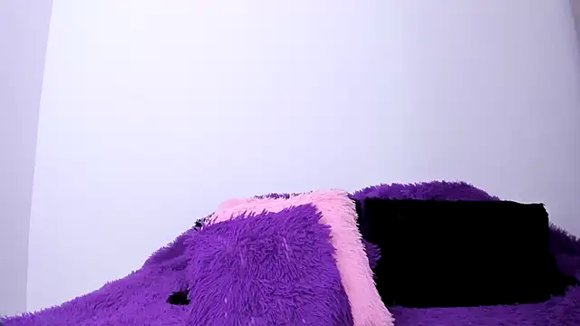 HeidyRousse online show from October 2025 12:17:01 PM