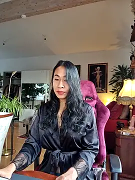 bianca bellamy online show from November 2025 08:04:02 AM