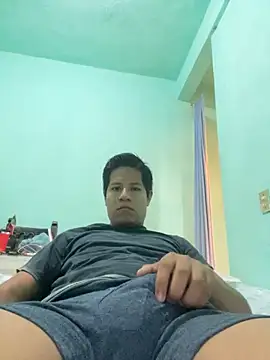 Lukein23 online show from November 2025 11:35:01 PM