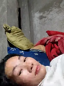 gio-thu online show from February 2026 05:21:01 PM