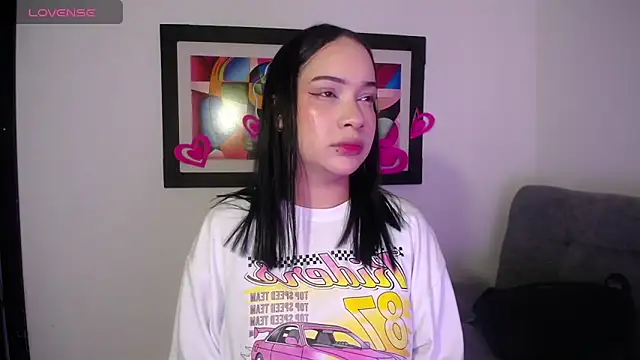 Snapshot of Kari_Ruiz_ chatting on February 2026 09:02:01 PM Kari Ruiz online show from February 2026 09:02:01 PM