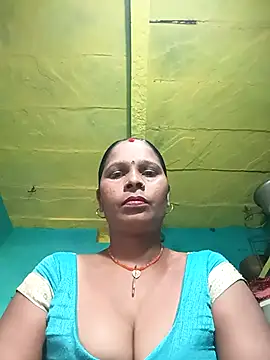 Snapshot of Rt_shreya chatting on November 2025 10:05:01 AM Rt shreya online show from November 2025 10:05:01 AM