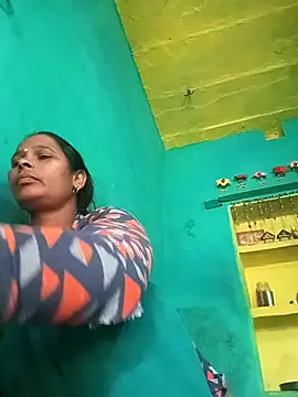 Snapshot of Rt_shreya chatting on November 2025 03:39:02 AM Rt shreya online show from November 2025 03:39:02 AM