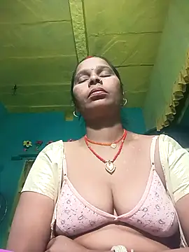 Snapshot of Rt_shreya chatting on November 2025 04:52:01 PM Rt shreya online show from November 2025 04:52:01 PM