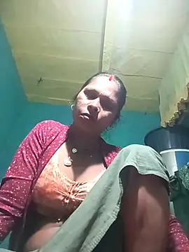 Snapshot of Rt_shreya chatting on December 2025 08:37:02 PM Rt shreya online show from December 2025 08:37:02 PM