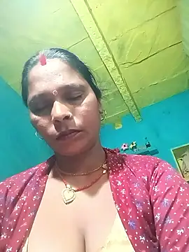 Snapshot of Rt_shreya chatting on December 2025 09:11:02 PM Rt shreya online show from December 2025 09:11:02 PM