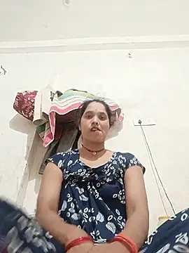 Snapshot of Cuty_tanya chatting on May 2026 05:54:02 PM Cuty tanya online show from May 2026 05:54:02 PM