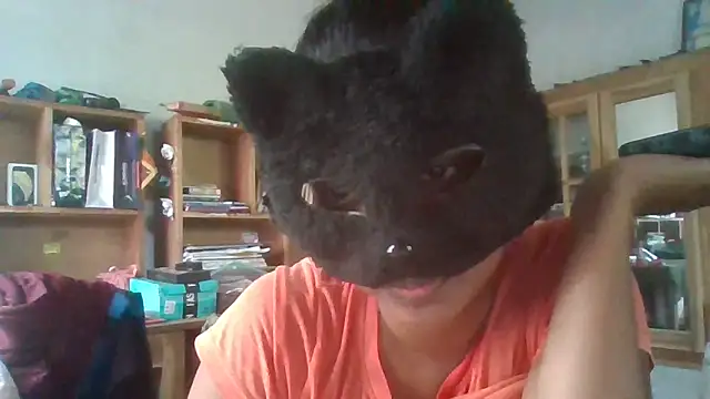 Nora-2003 online show from April 2026 03:23:02 AM