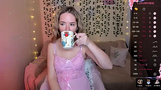 Evaa Braunn online show from November 2025 02:31:02 AM